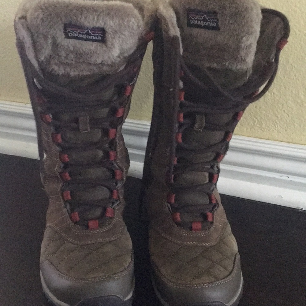 Like new Patagonia boots.